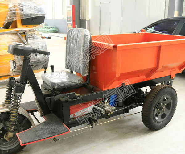 矿用三轮车