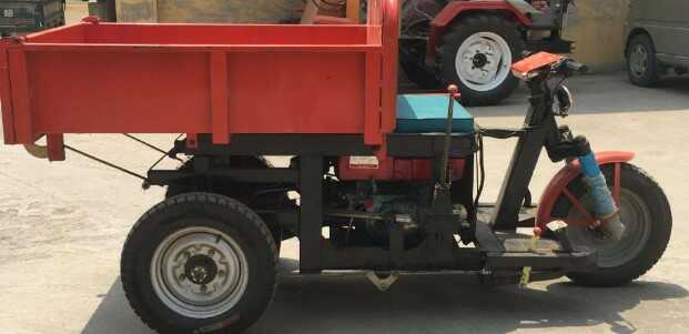 电动三轮车